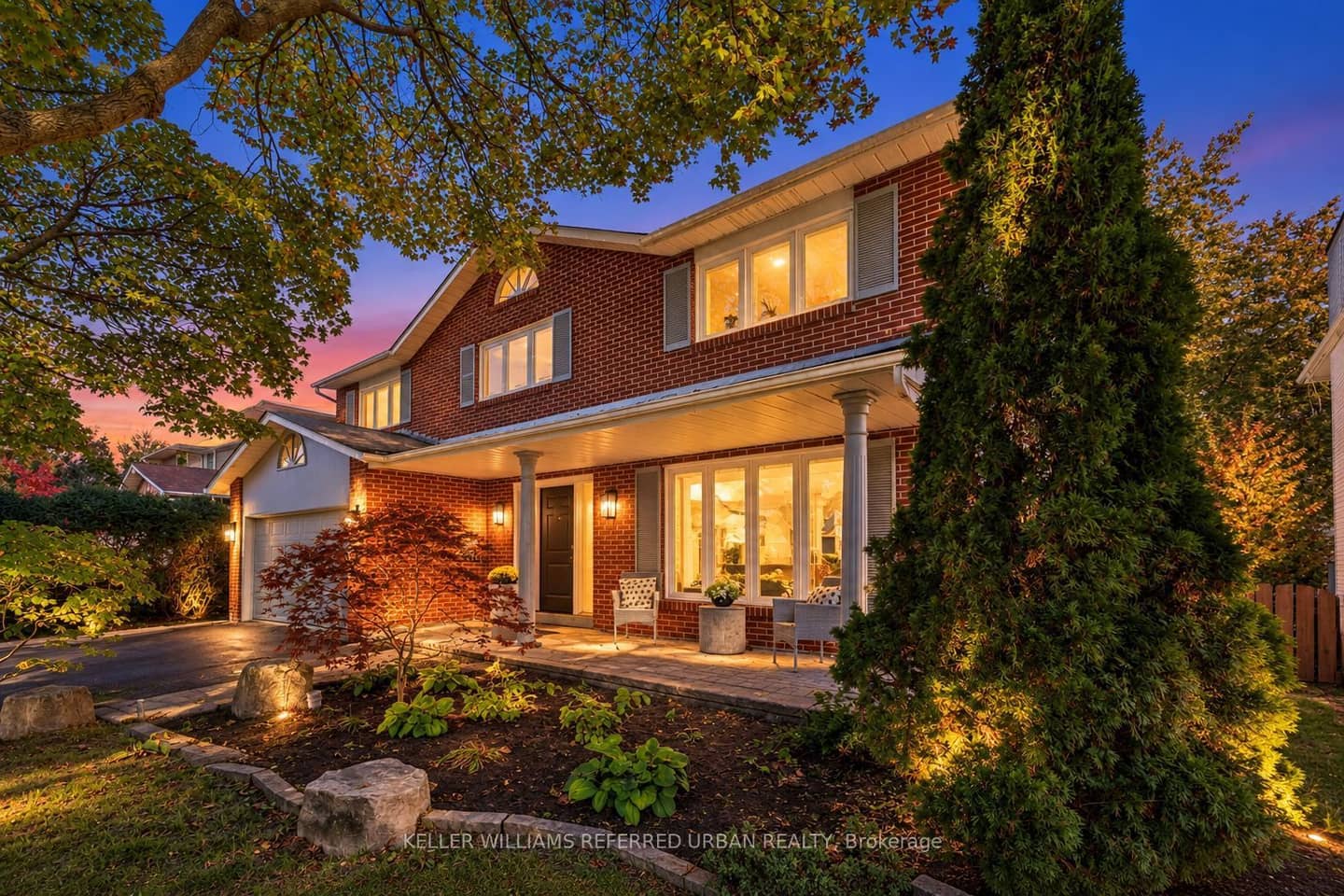 124 Abbeywood Trail, Toronto, ON M3B 3B5