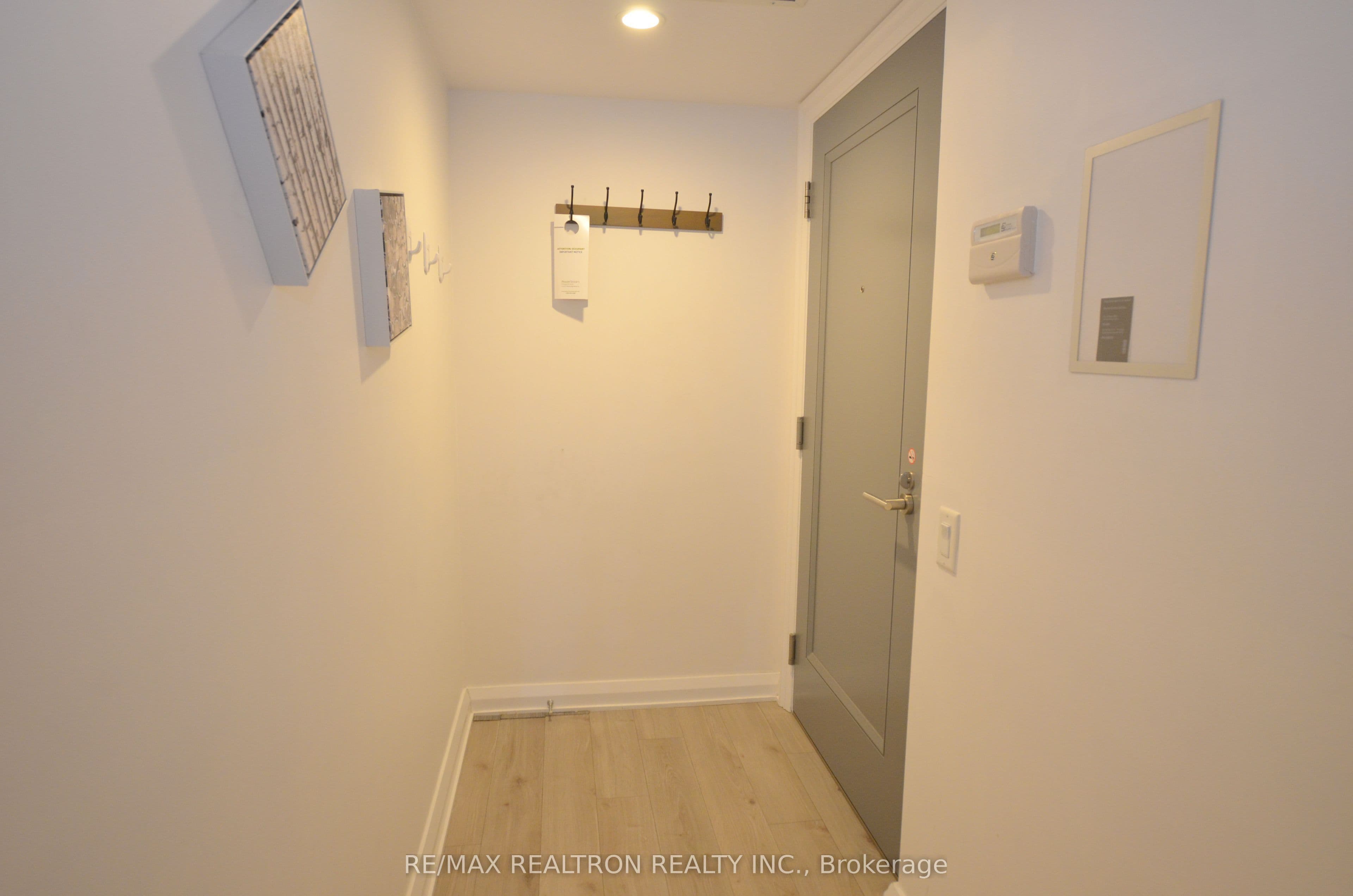 155 Yorkville Avenue 713, Toronto, ON M5R 0B4
