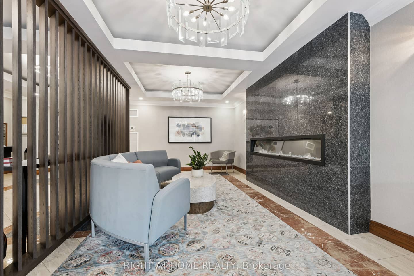 268 Ridley Boulevard 1217, Toronto, ON M5M 4N3