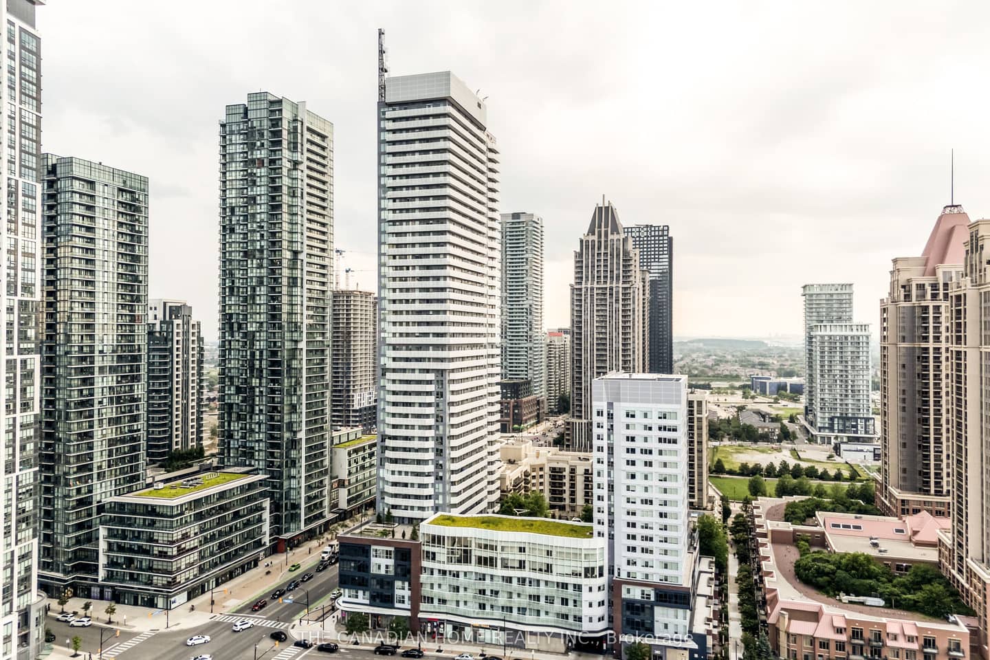 4065 Confederation Parkway 1412, Mississauga, ON L5B 0L4
