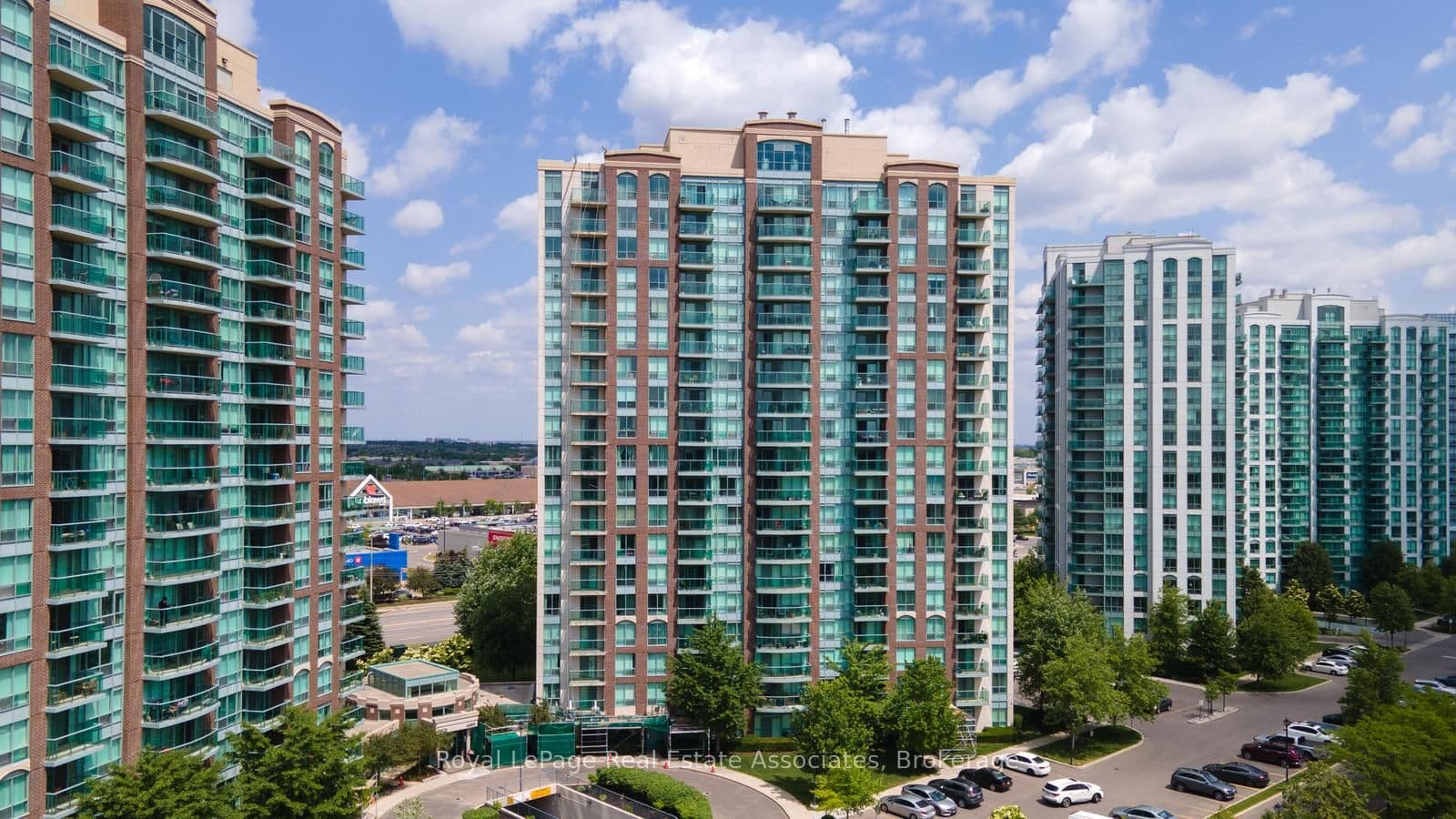4889 Kimbermount Avenue 1707, Mississauga, ON L5M 7R9