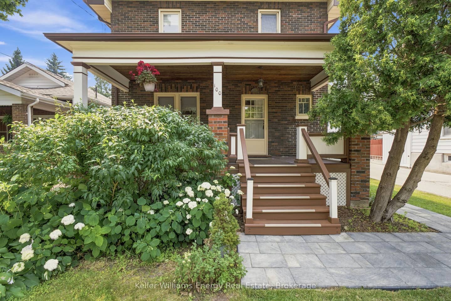 100 Burk Street, Oshawa, ON L1J 4B9