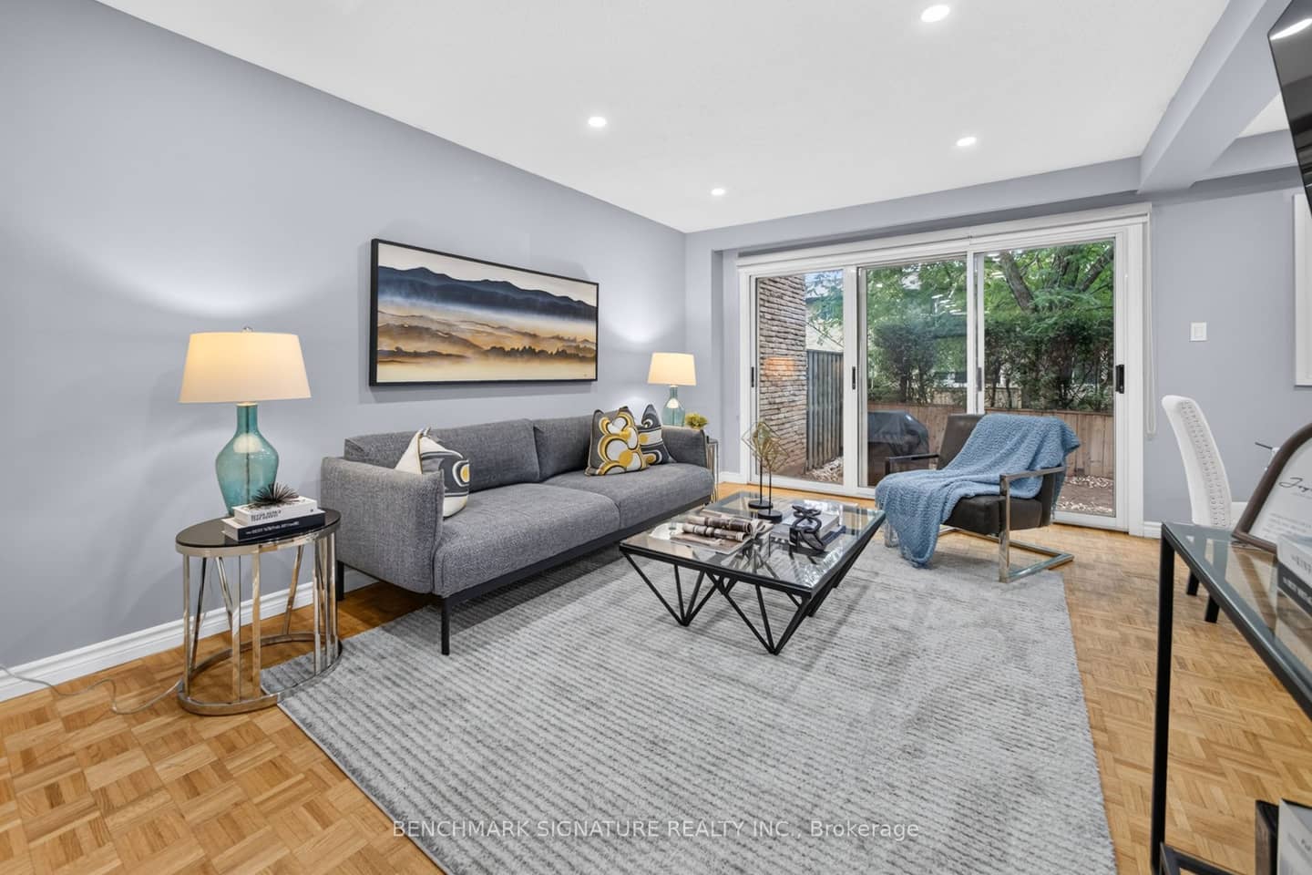 5292 Pinedale Avenue 11, Burlington, ON L7L 3V8