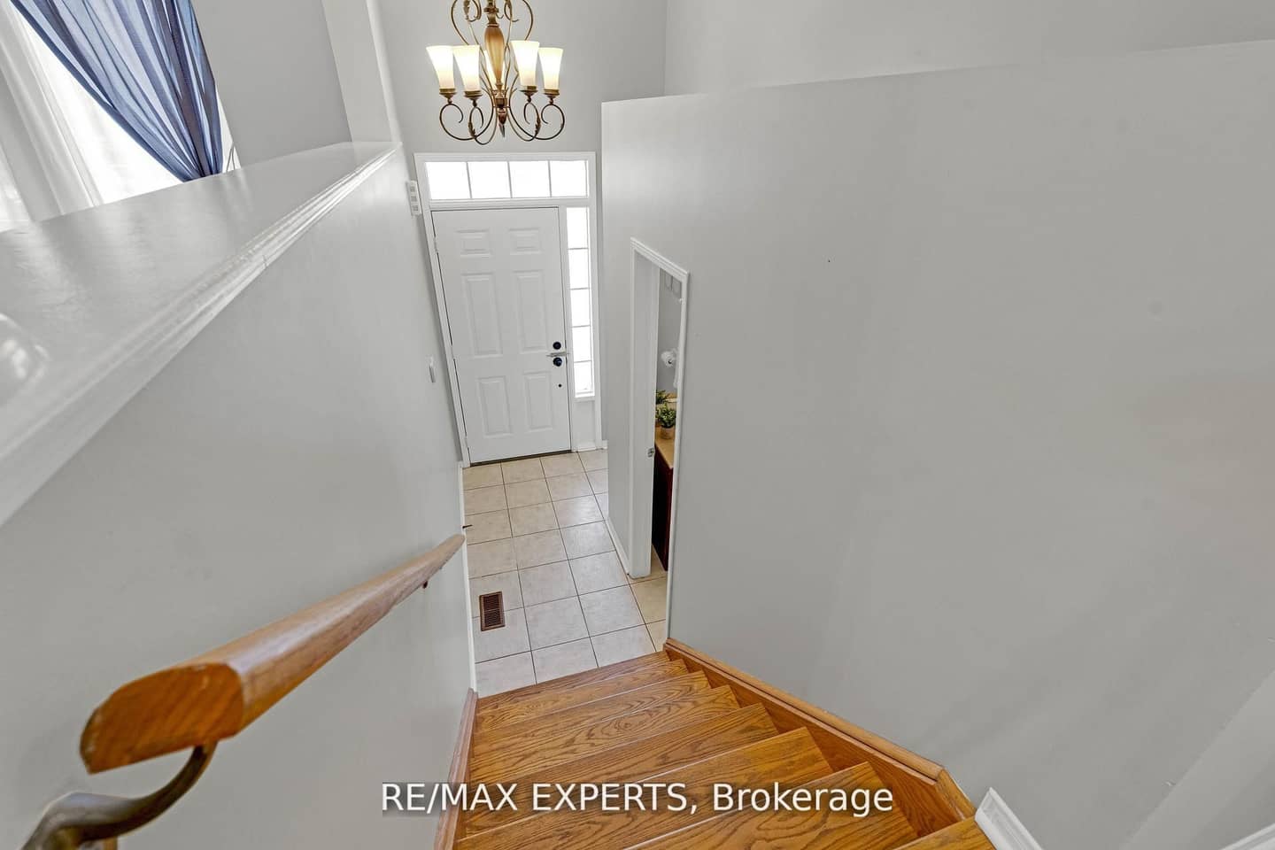 19 Foxchase Avenue 61, Vaughan, ON L4L 9N1
