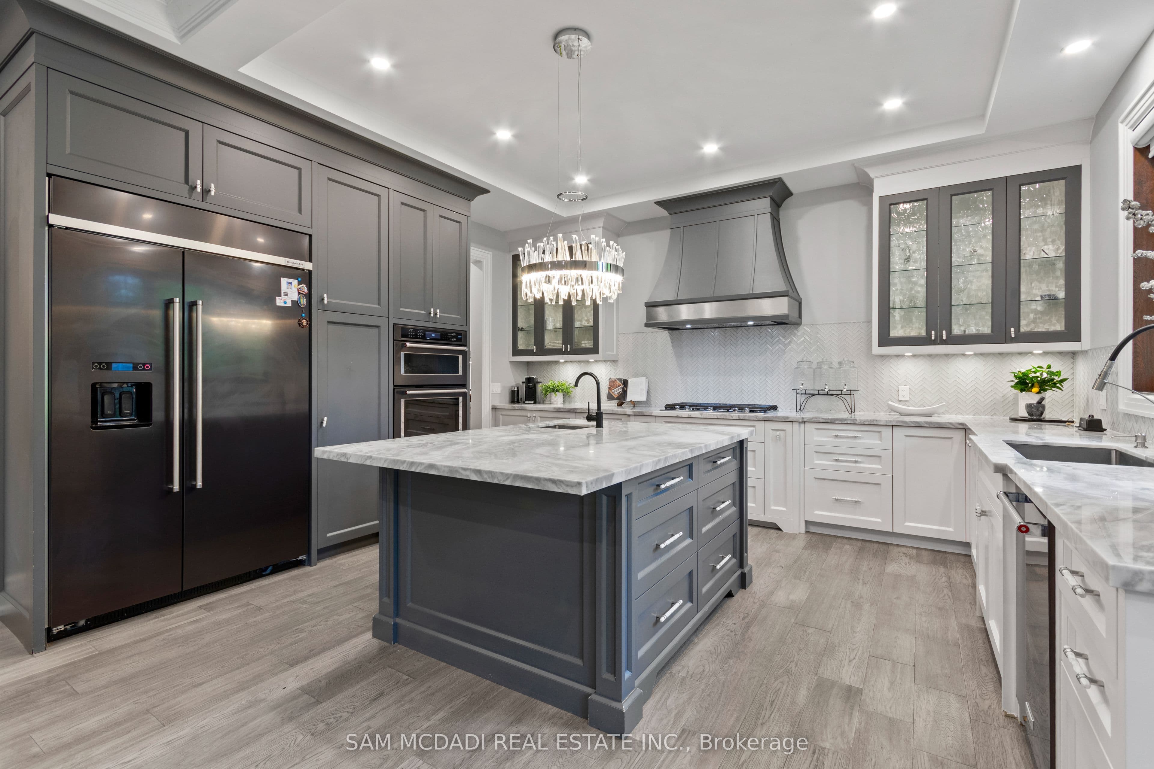 1134 Welwyn Drive, Mississauga, ON L5J 3J3