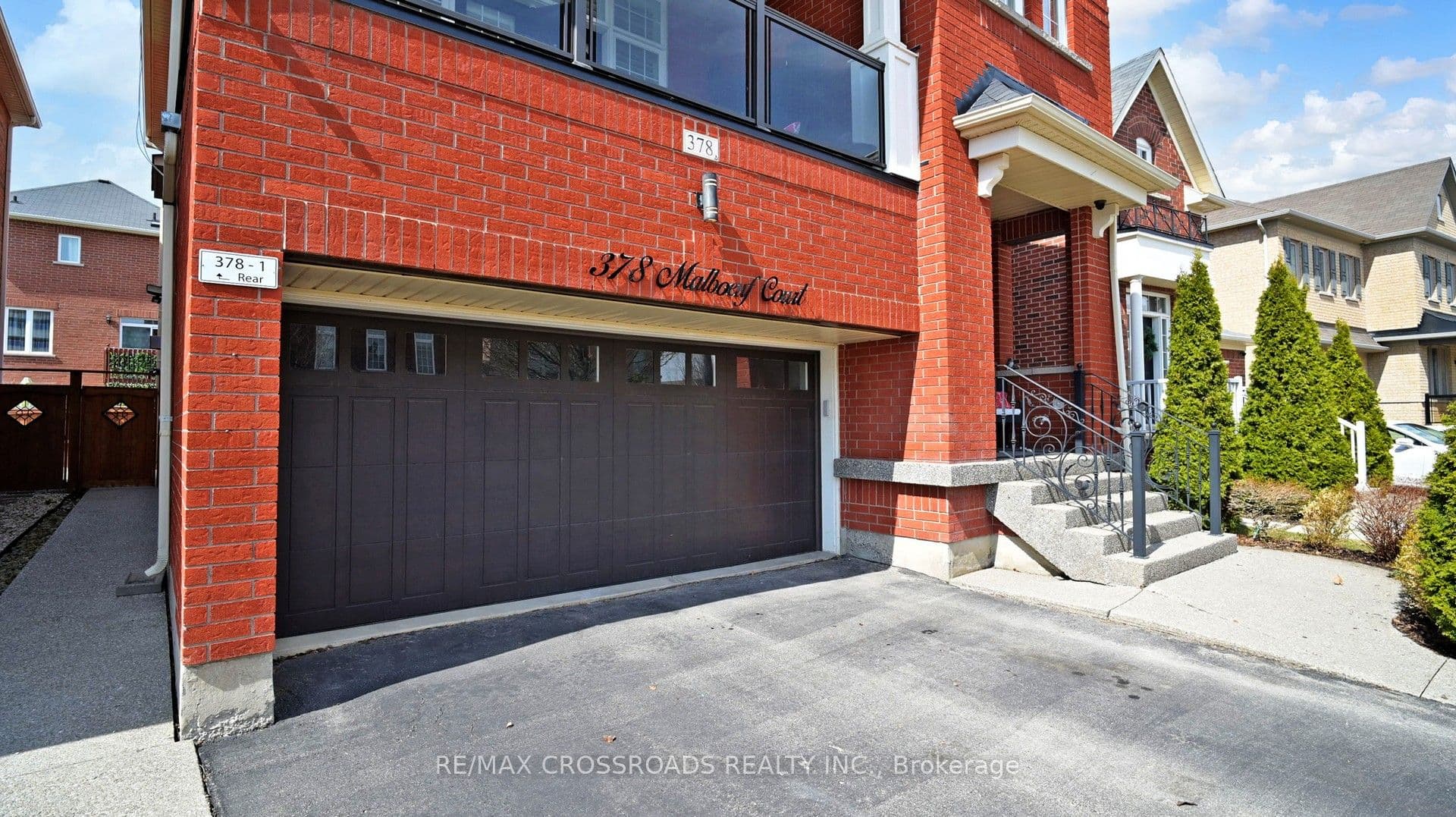378 Malboeuf Court, Milton, ON L9T 7Y3