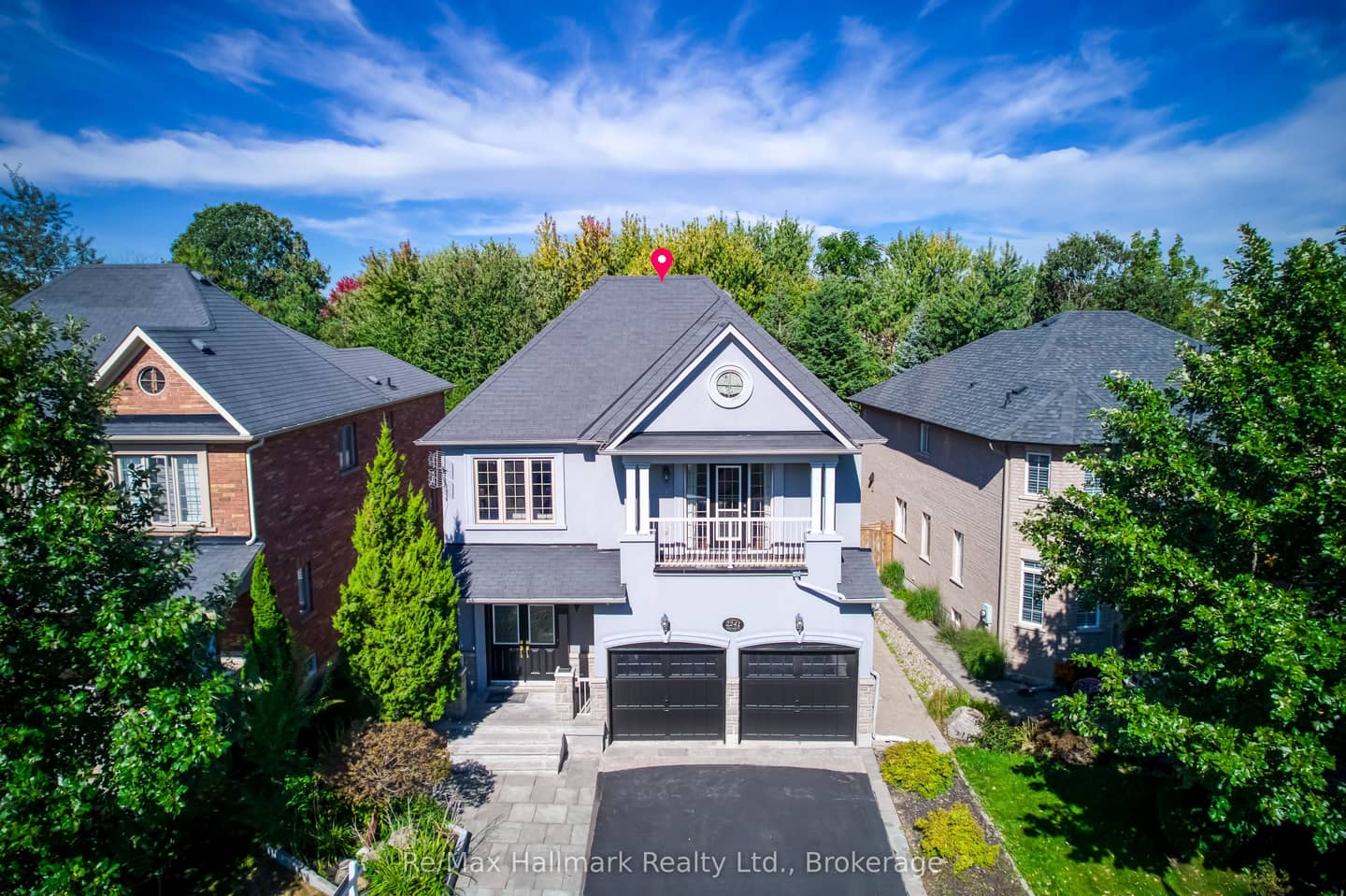 2241 Adirondak Trail, Oakville, ON L6M 4W4