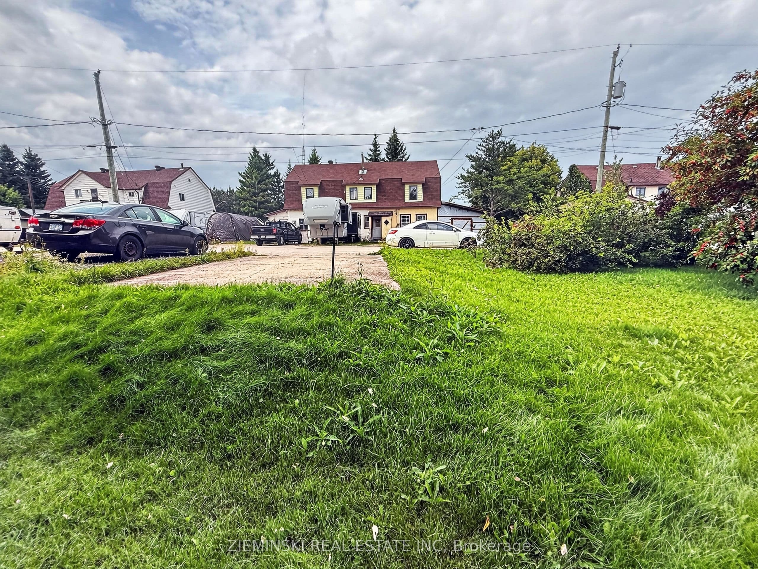 106 Argyle Avenue, Iroquois Falls, ON P0K 1E0