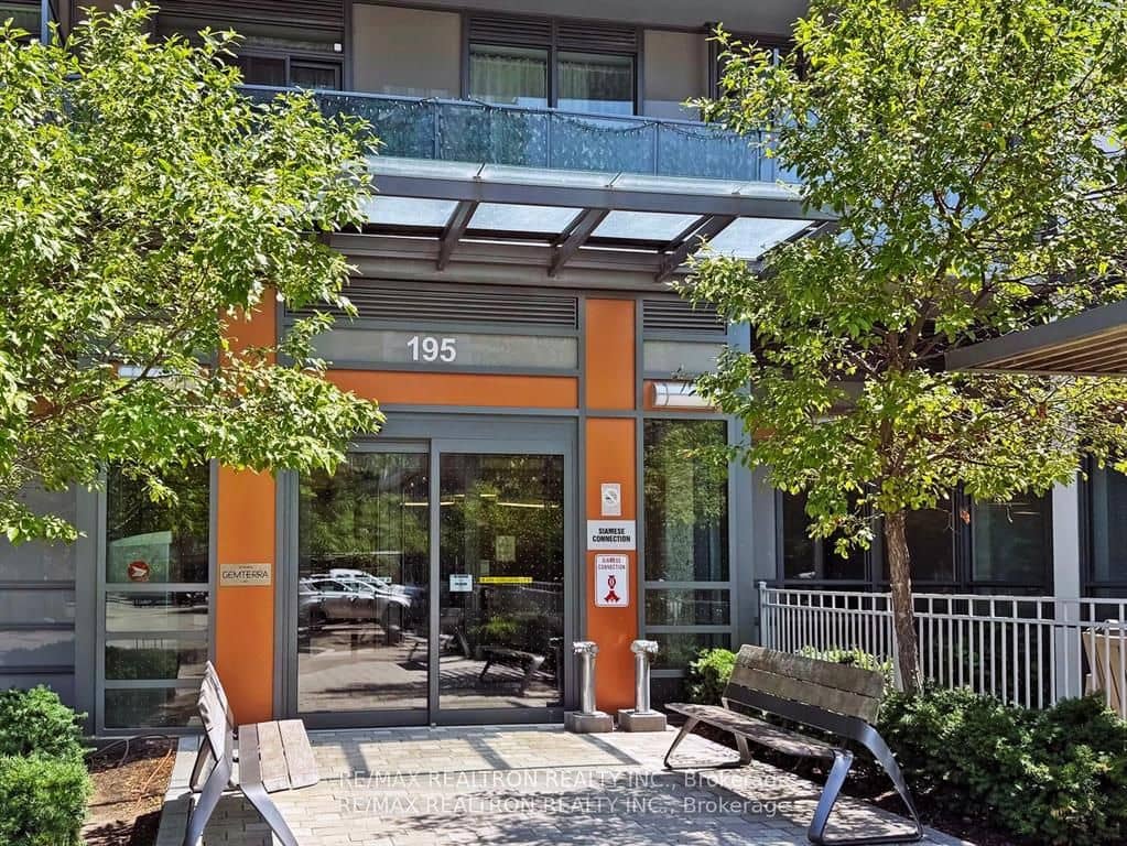 195 Bonis Avenue 304, Toronto, ON M1T 0A5