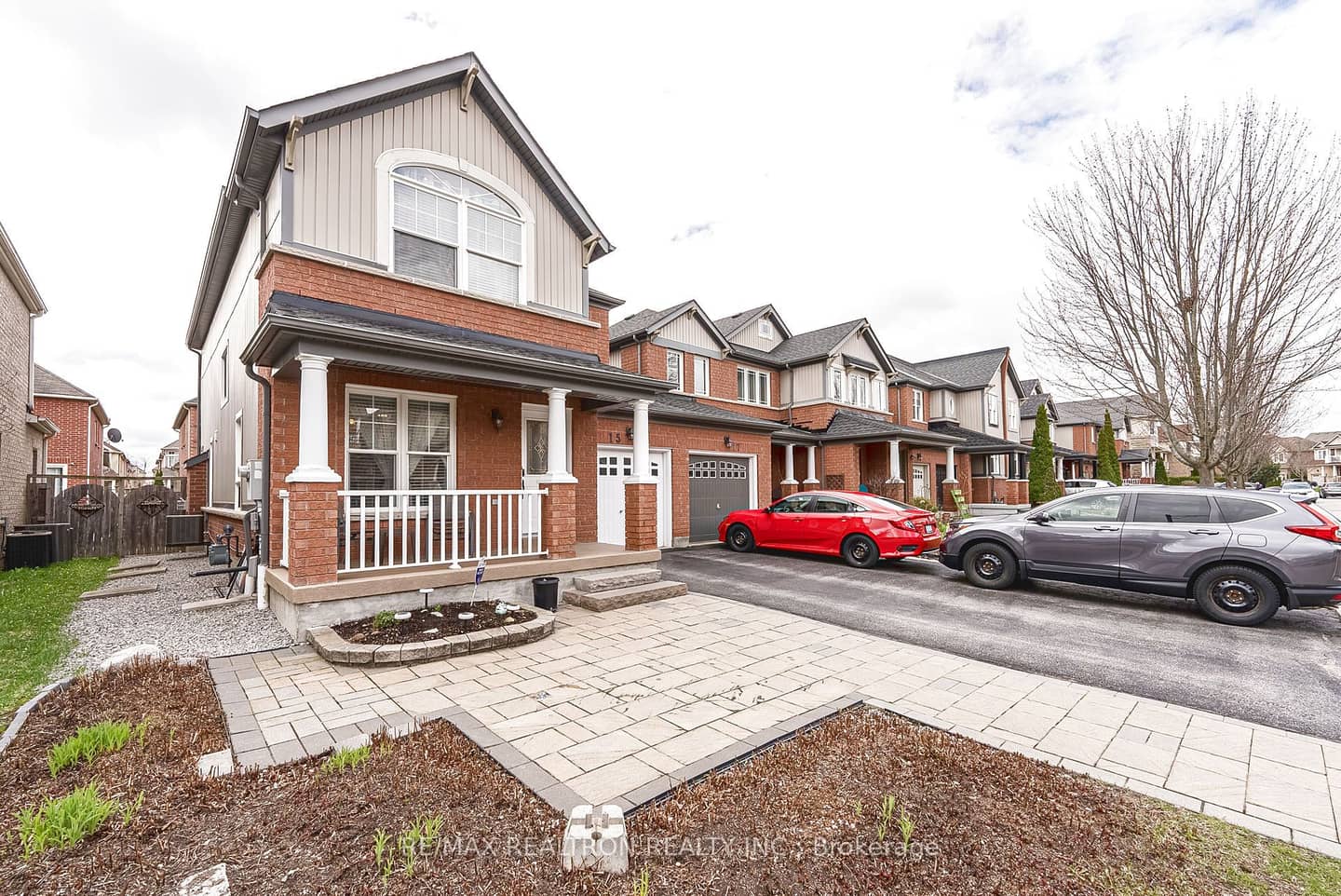 15 Brumstead Drive N, Richmond Hill, ON L4E 0C5