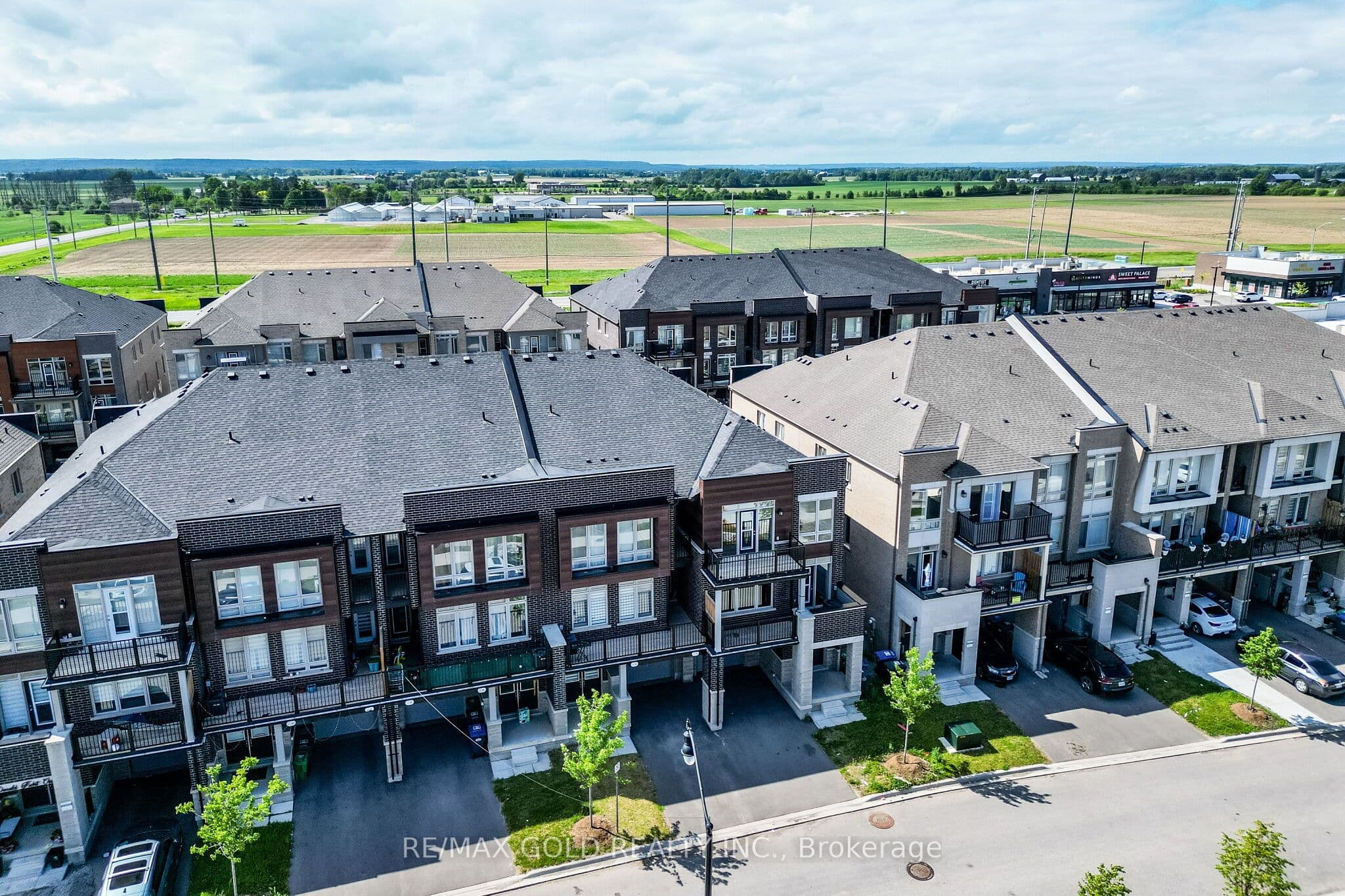 44 Donald Ficht Crescent, Brampton, ON L7A 5H6