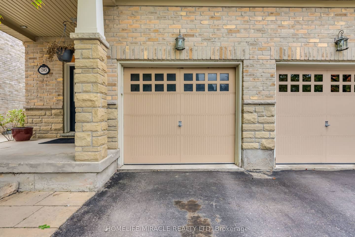 36 Cedarcrest Street, Caledon, ON L7C 3P9