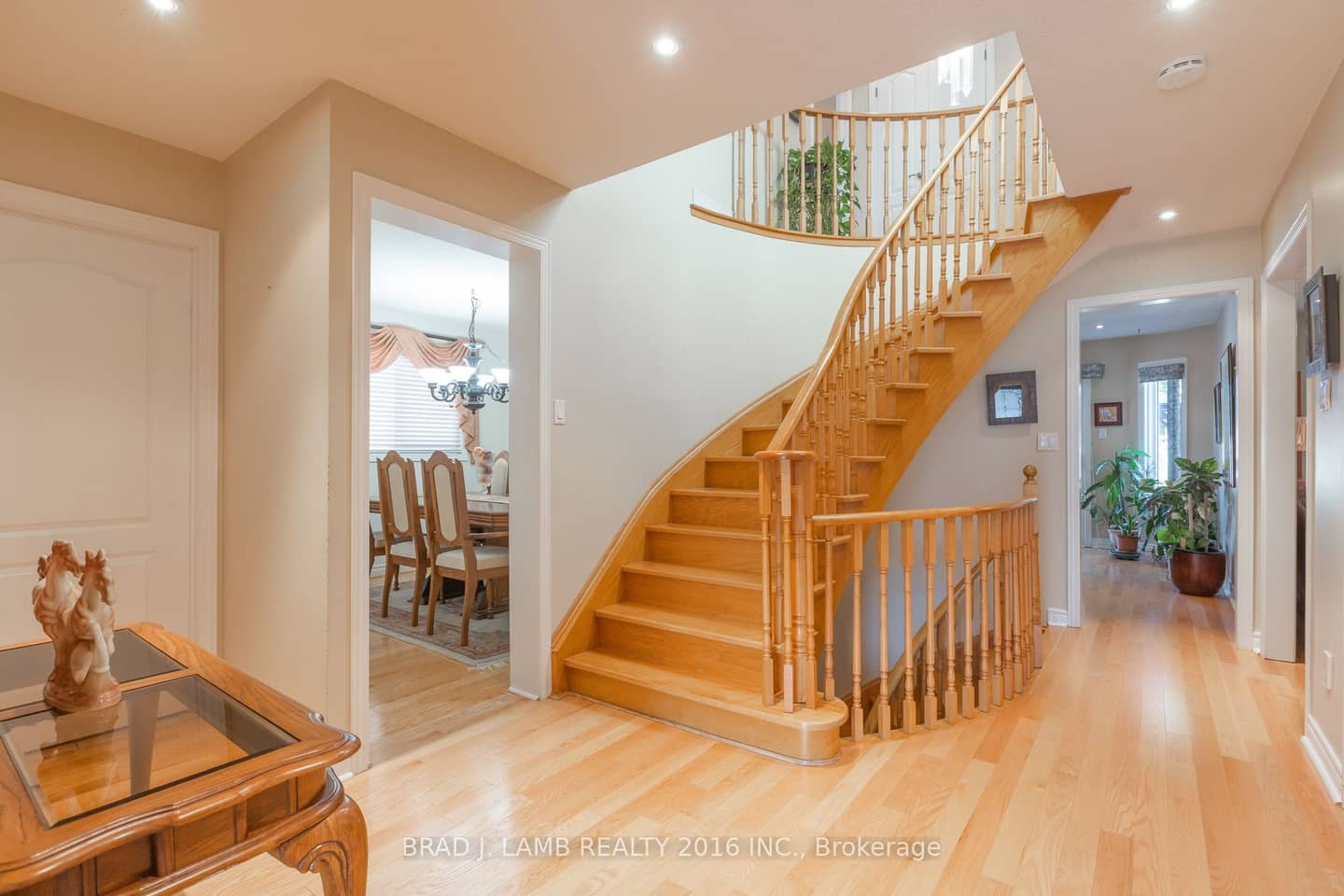 8 Burnley Place, Brampton, ON L6Z 2V1