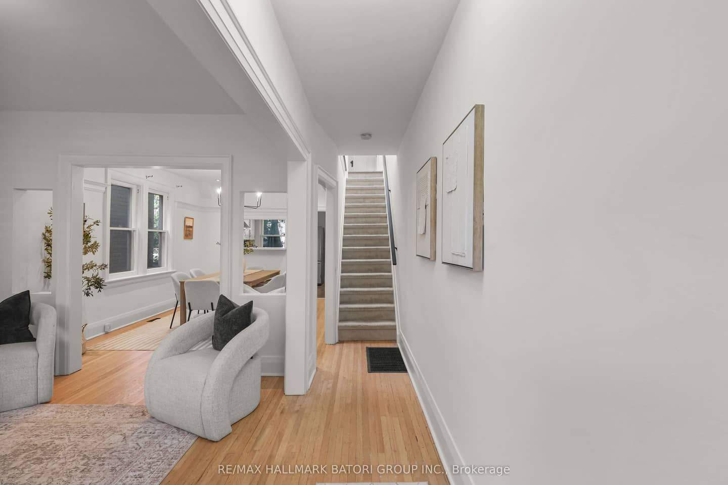 104 Orchard View Boulevard, Toronto, ON M4R 1C2
