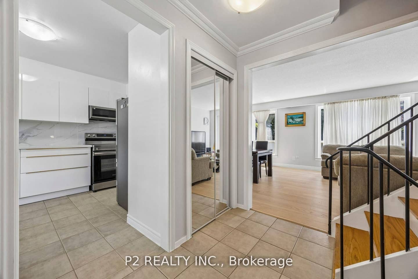 22-25 Gosford Boulevard N 22, Toronto, ON M3N 2G7