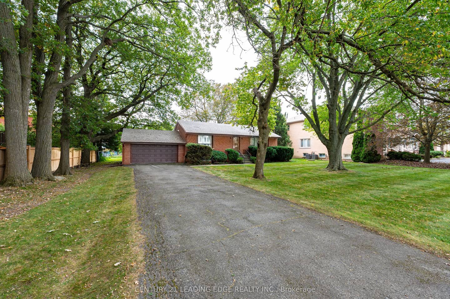 93 Lee Avenue, Markham, ON L3R 8G2