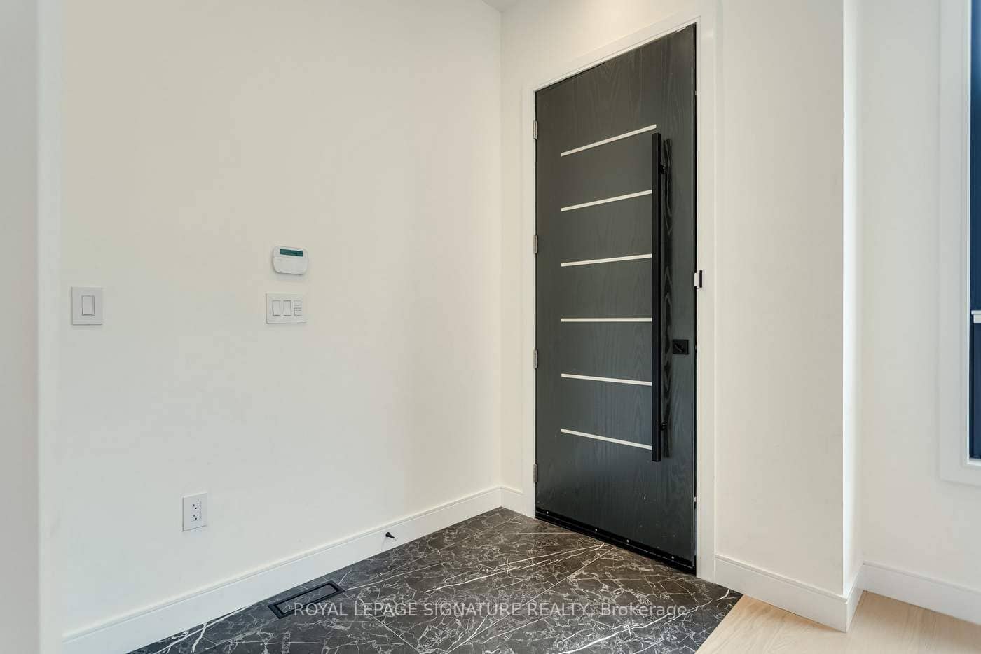 511 Woburn Avenue, Toronto, ON M5M 1L8