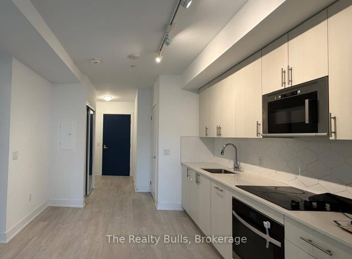 2545 Simcoe Street 235, Oshawa, ON L1L 0W3
