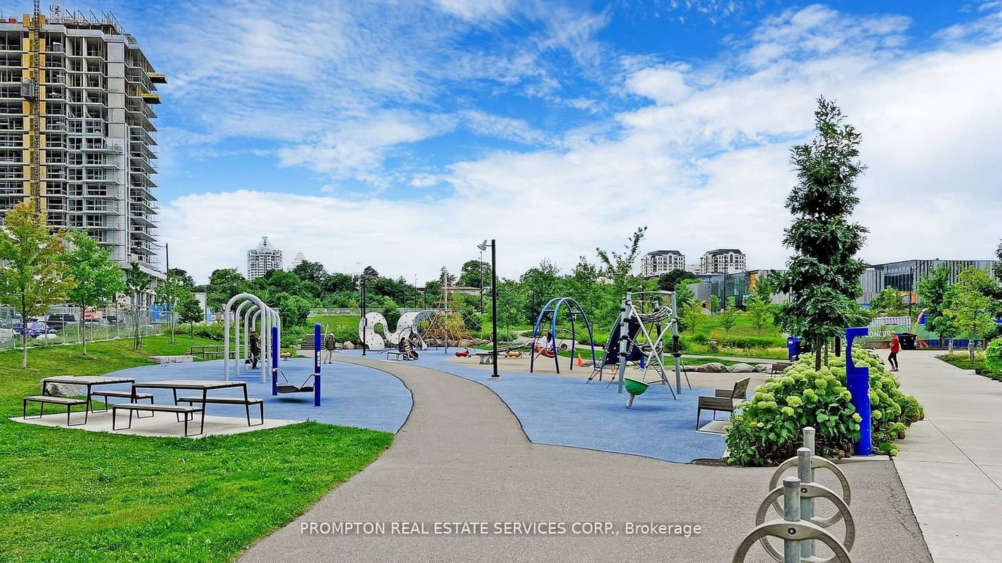 115 McMahon Drive 310, Toronto, ON M2K 0E4