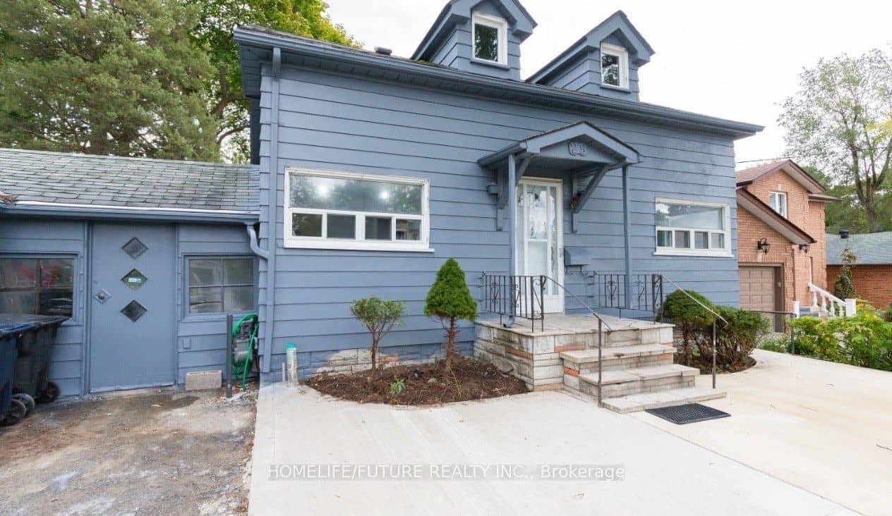 29 Megan Avenue, Toronto, ON M1E 4A6