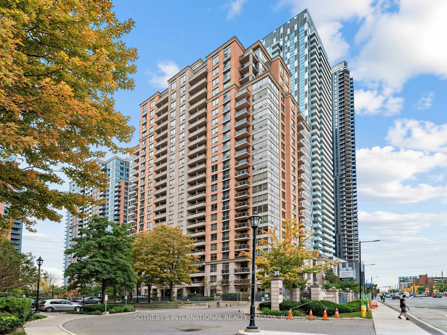 5233 Dundas Street W 127, Toronto, ON M9B 6M1