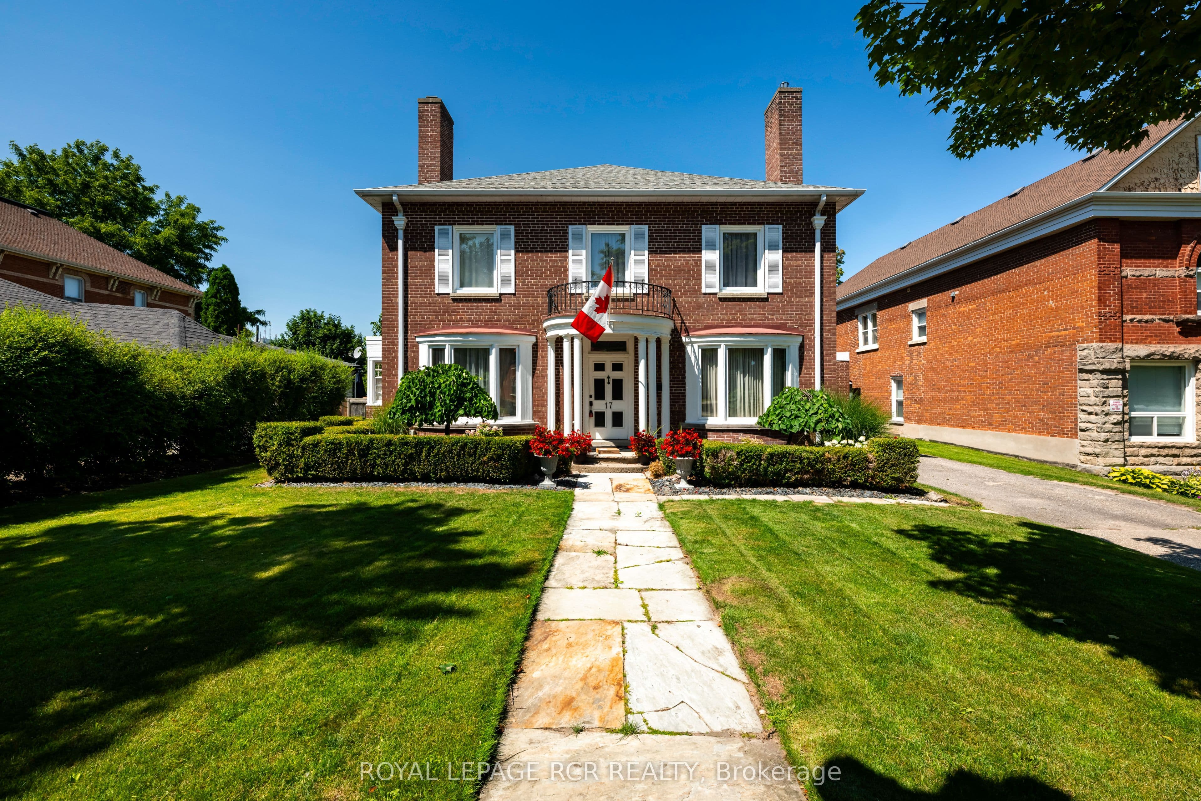 17 First Avenue, Orangeville, ON L9W 1H7