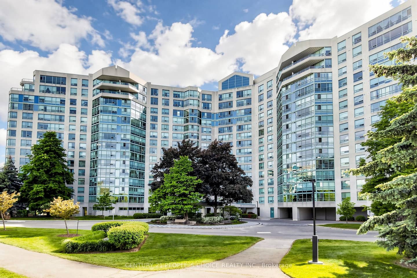 7805 Bayview Avenue 413, Markham, ON L3T 7N1