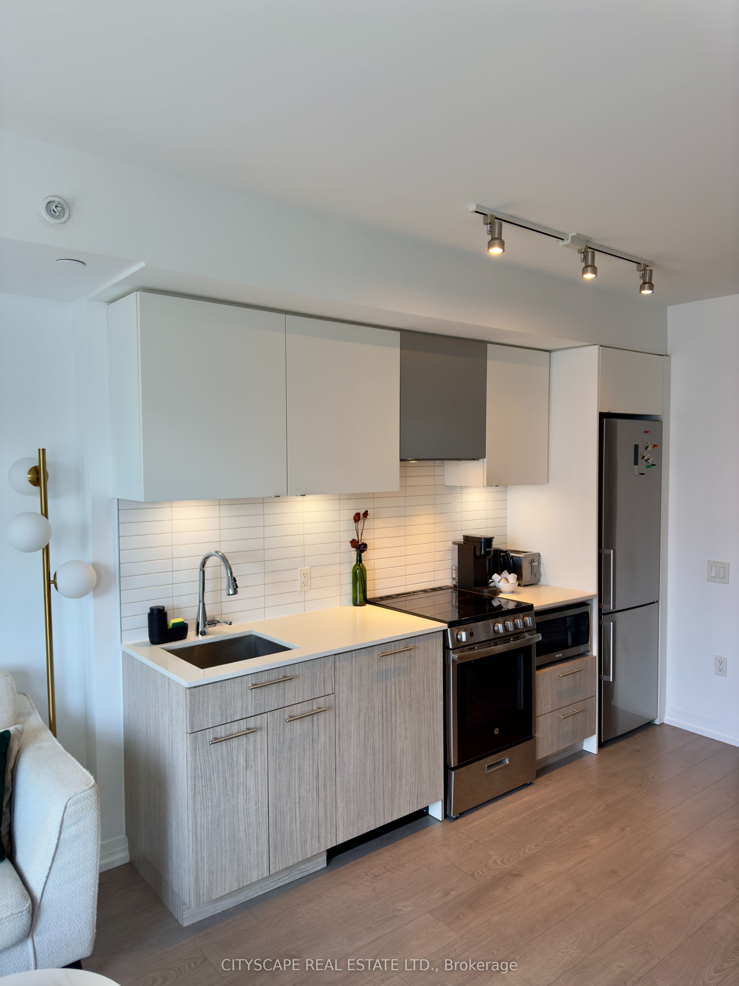 251 Jarvis Street 4808, Toronto, ON M5B 0C3