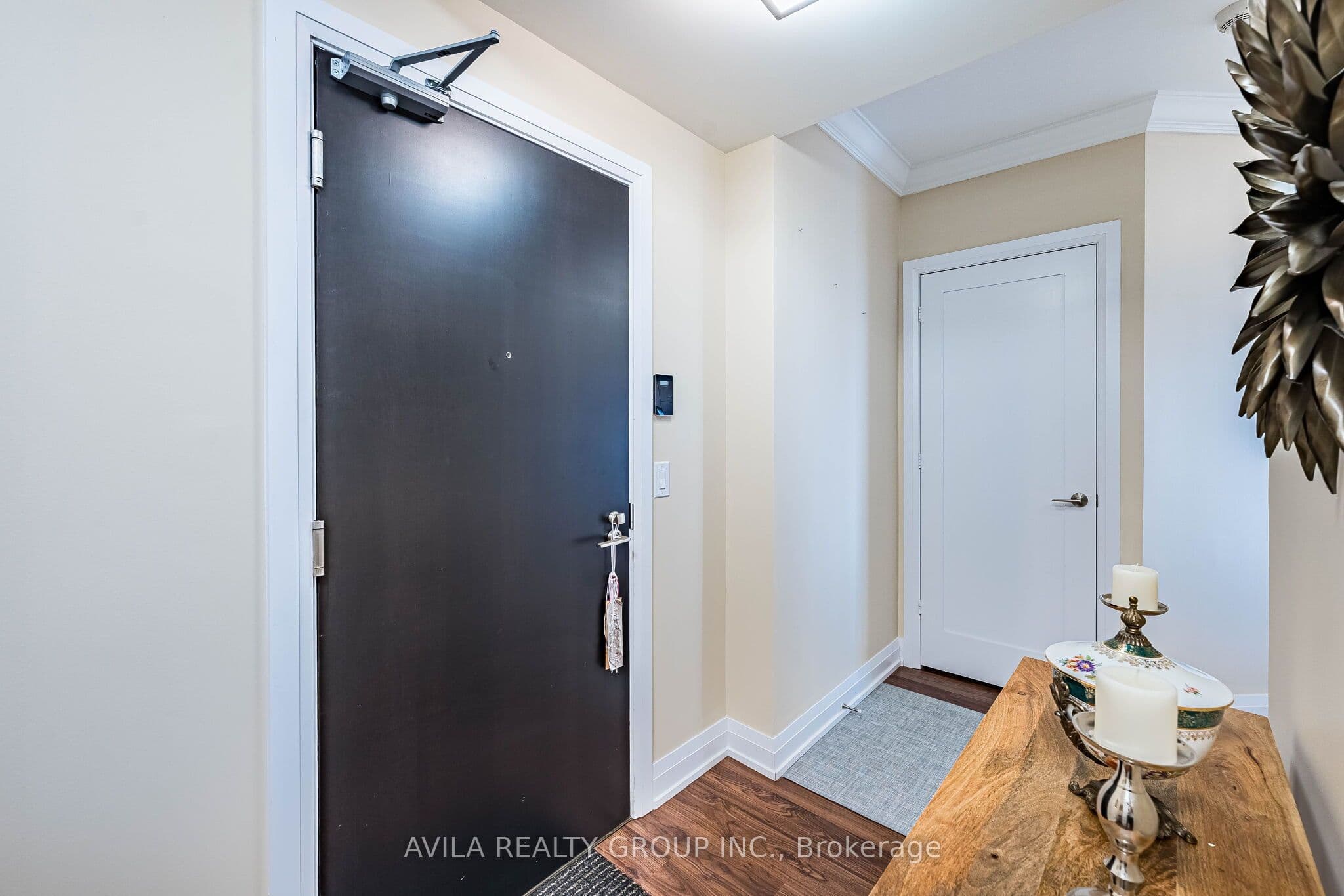 2 Anndale Drive 2708, Toronto, ON M2N 0G5