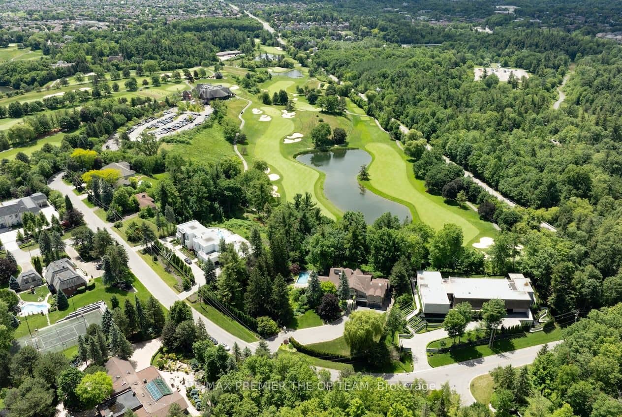 66 Clubhouse Road, Vaughan, ON L4L 2W2