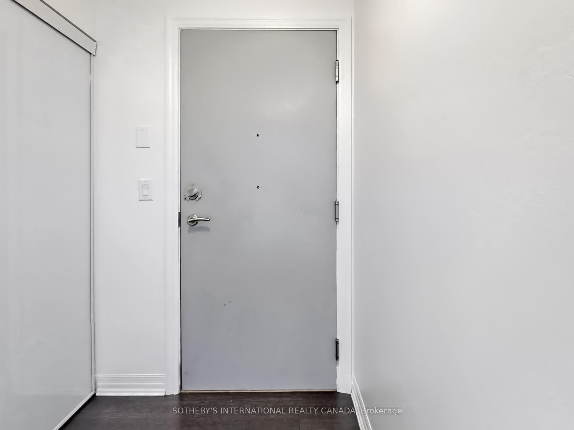 80 Esther Lorrie Drive 1018, Toronto, ON M9W 0C6