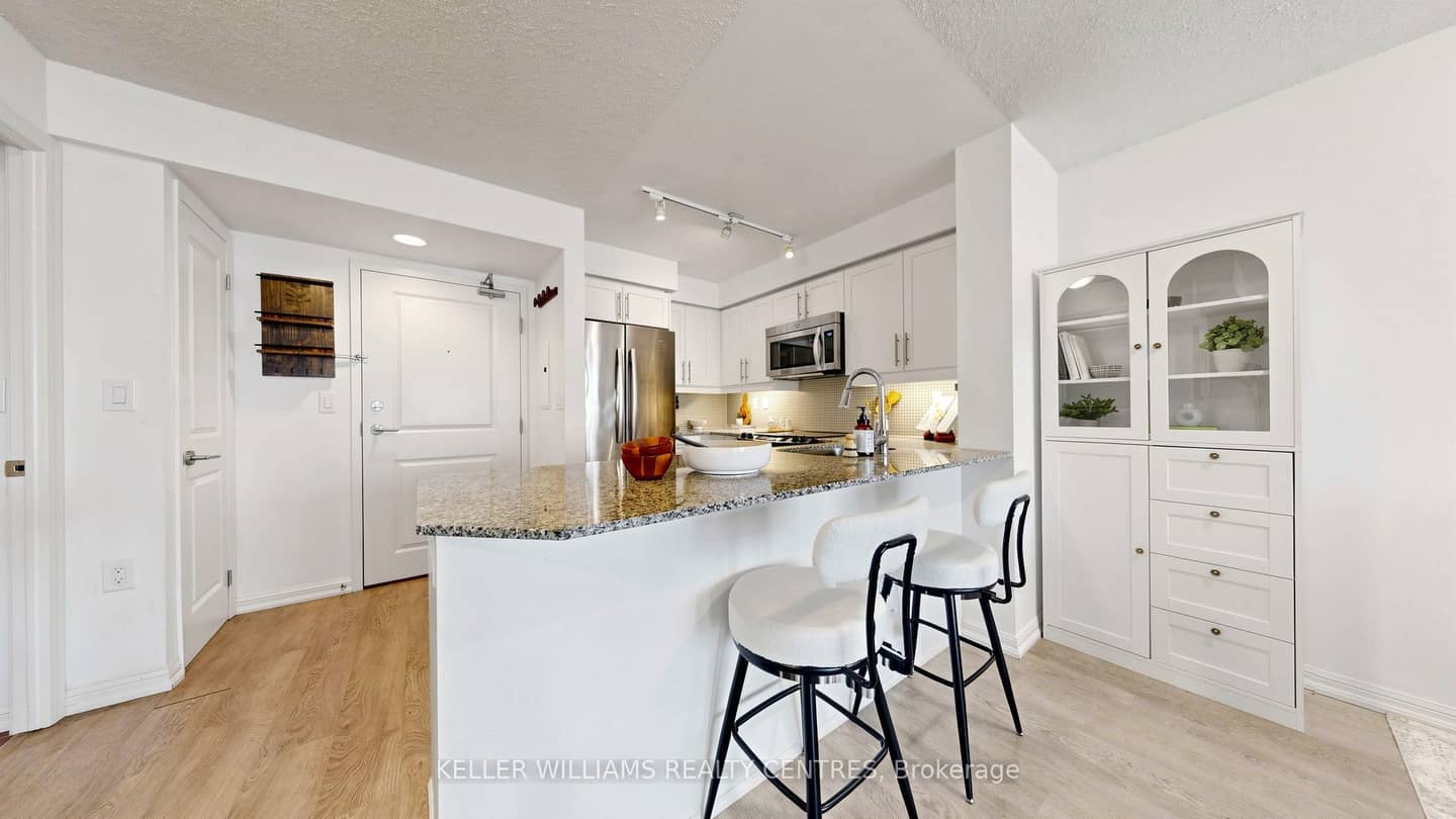 125 Western Battery Road 1006, Toronto, ON M6K 3R8