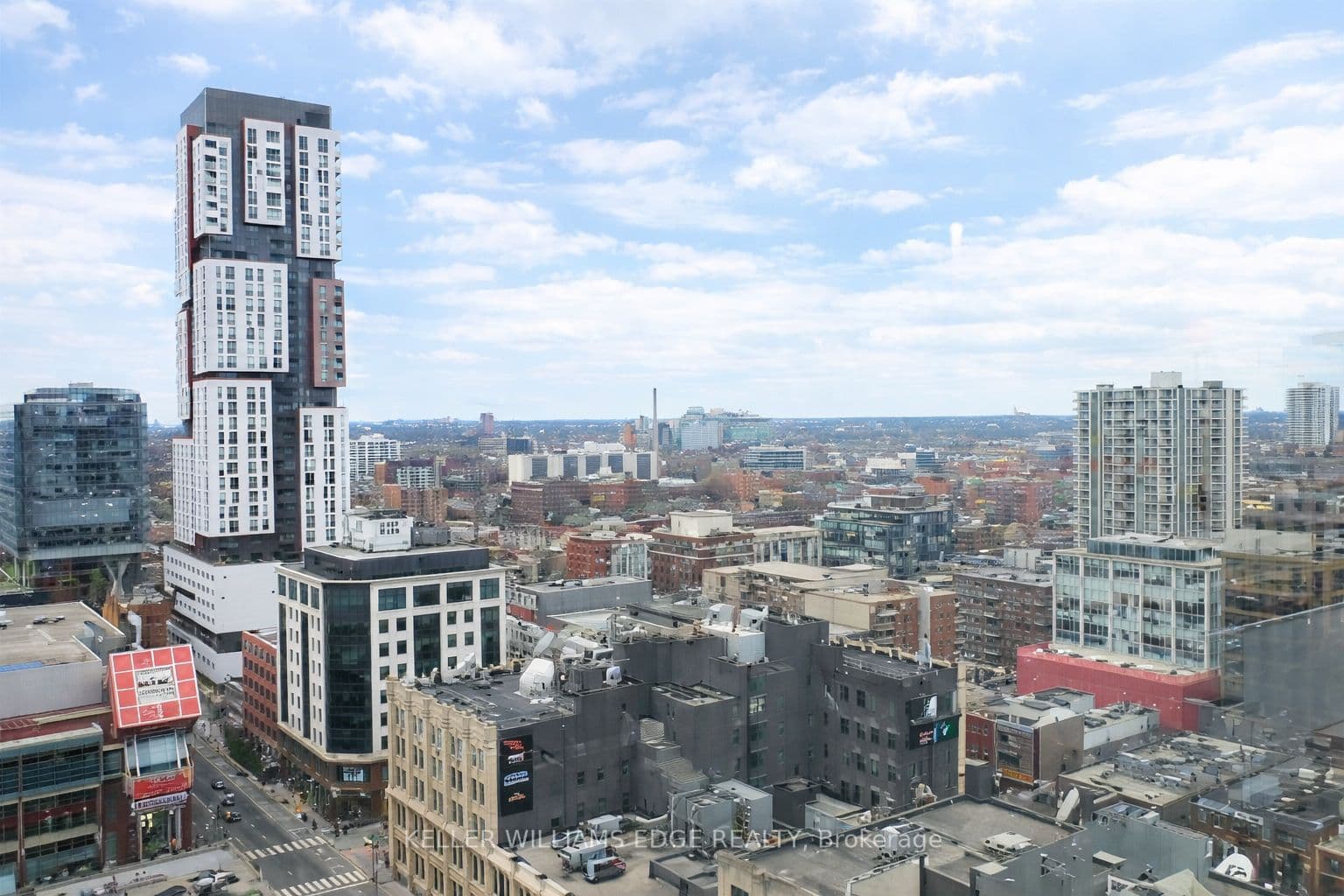 30 Nelson Street 2009, Toronto, ON M5V 0H4