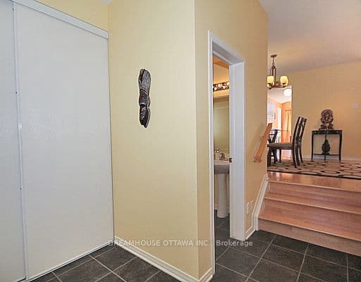 322 Statewood Drive, Kanata, ON K2K 0A9