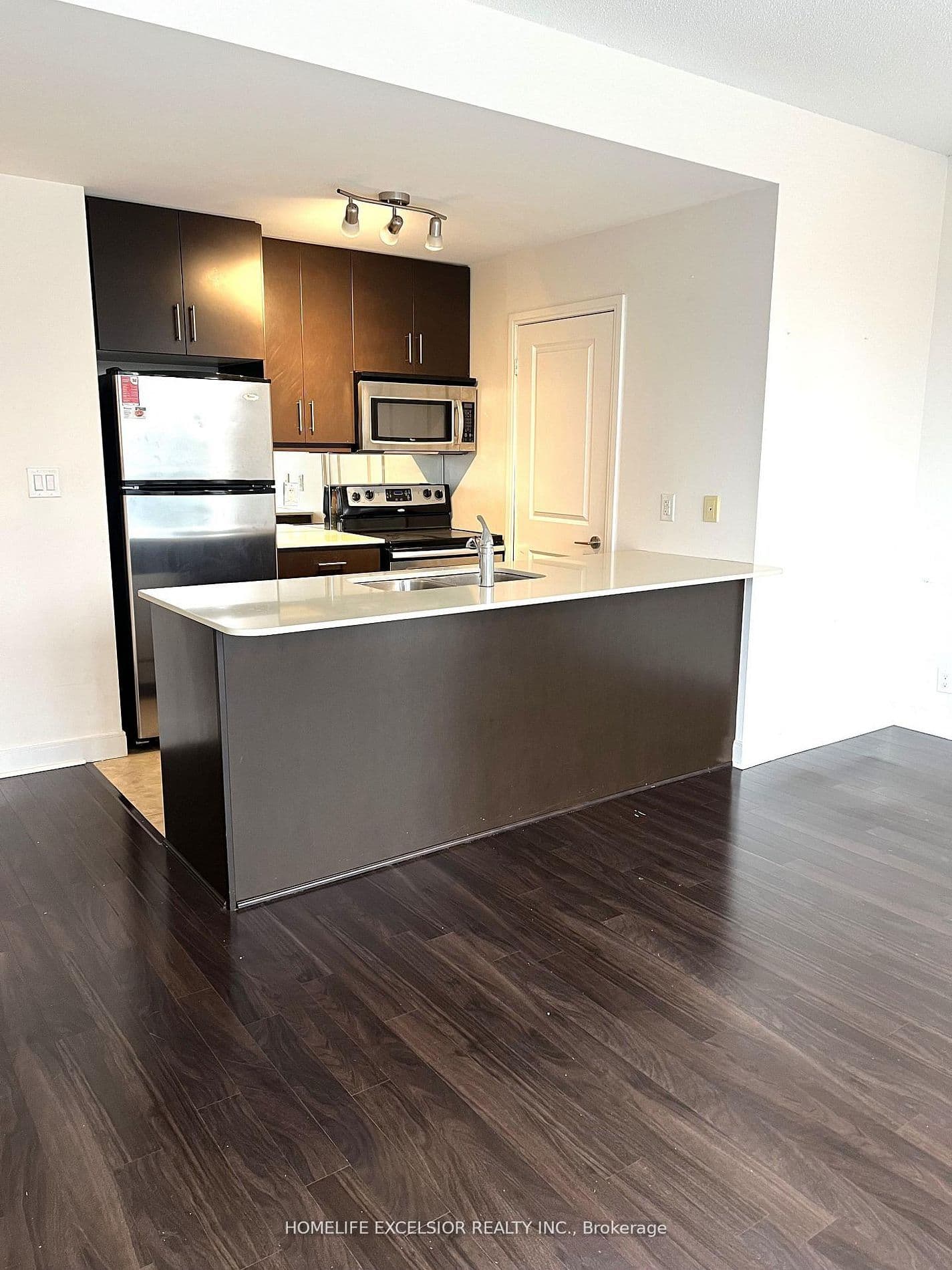 4033 Hurontario Street 419, Mississauga, ON L4Z 0B8
