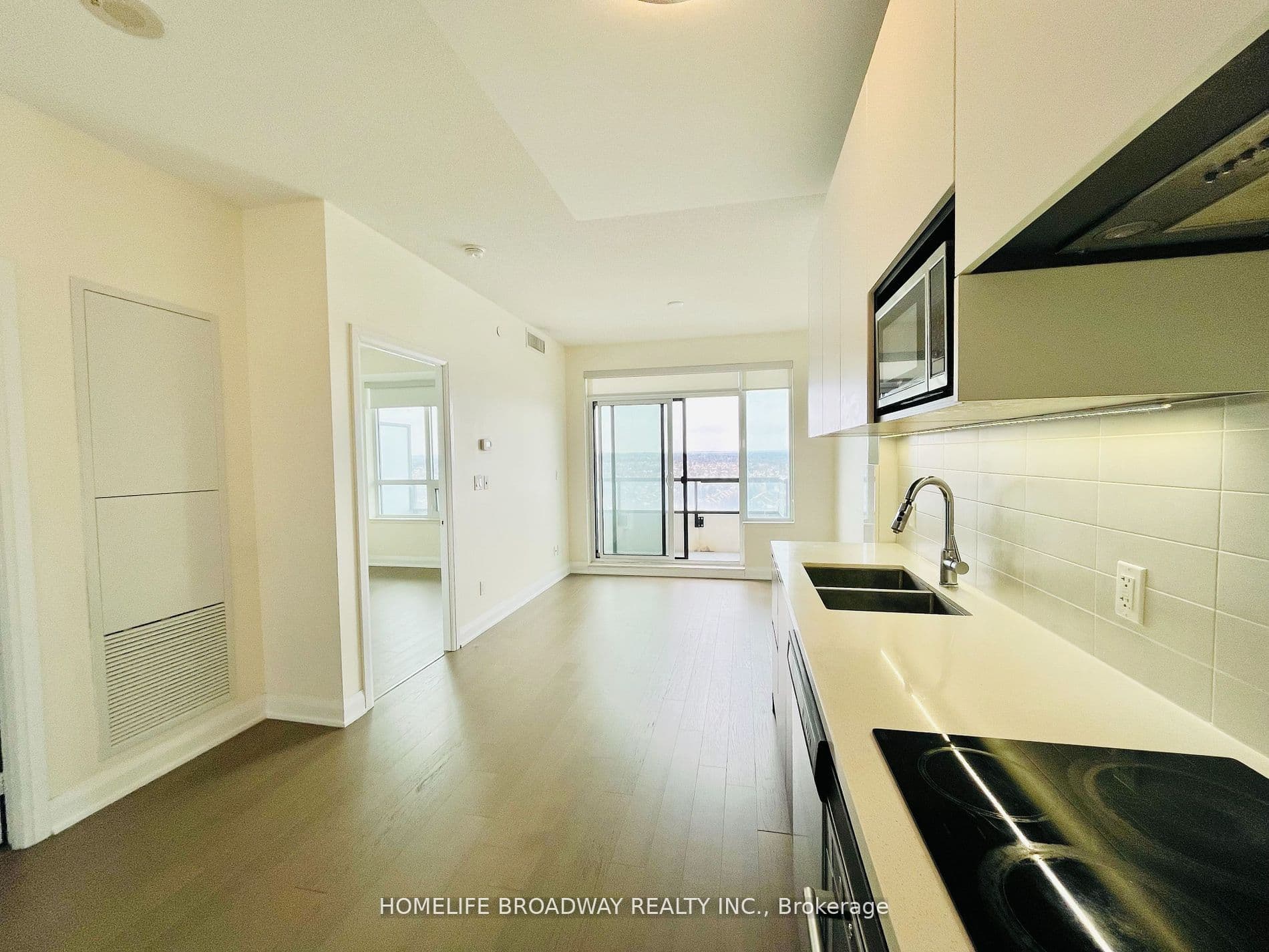 15 Water Walk Drive 1701, Markham, ON L6G 0G2
