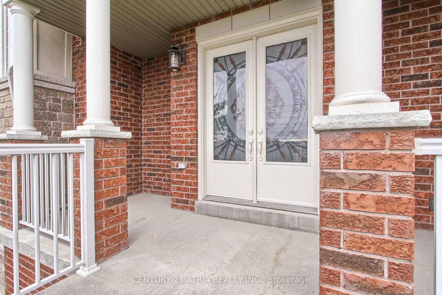 111 Zokol Drive, Aurora, ON L4G 0B9