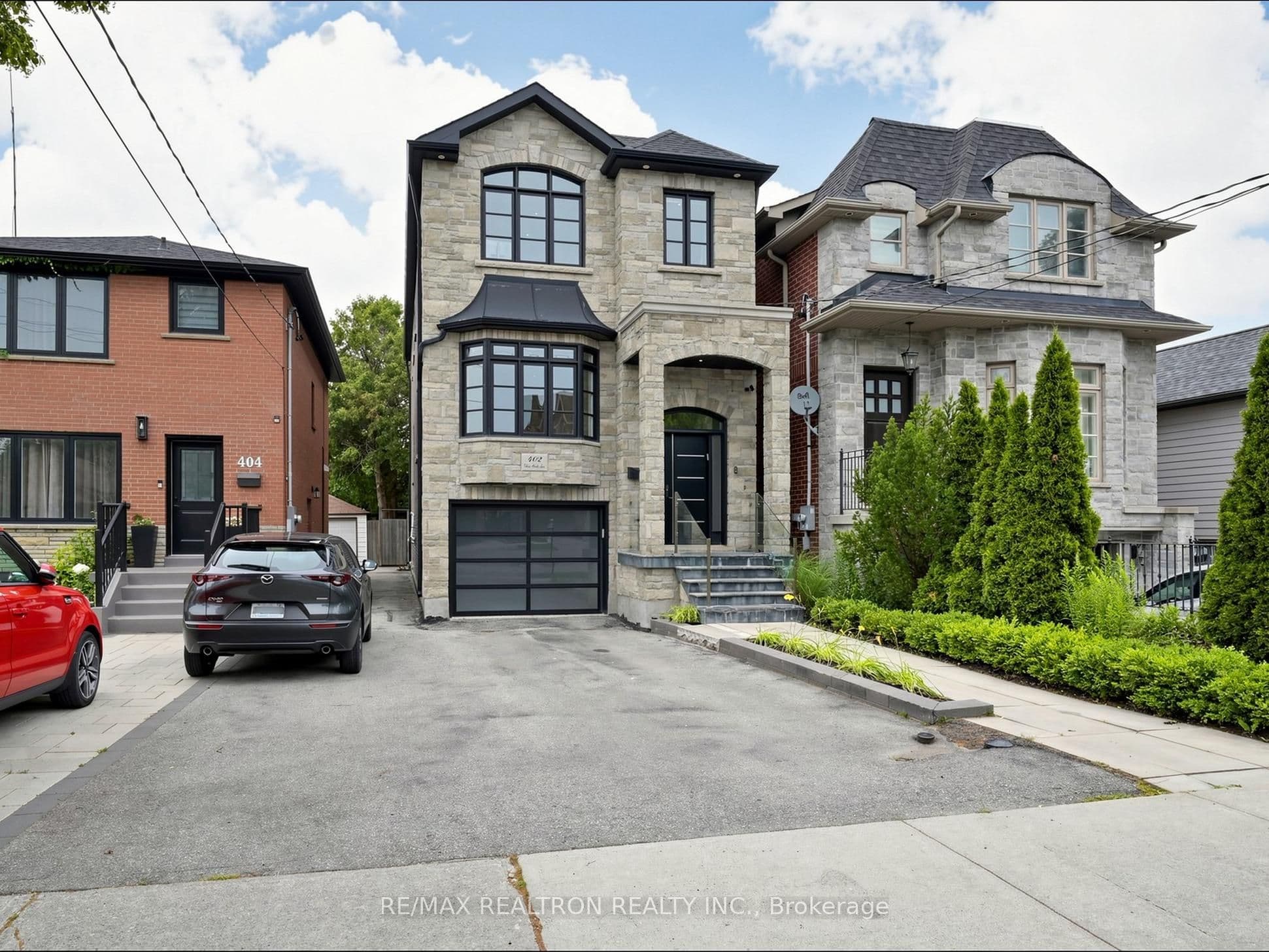 402 Glen Park Avenue, Toronto, ON M6B 2E5