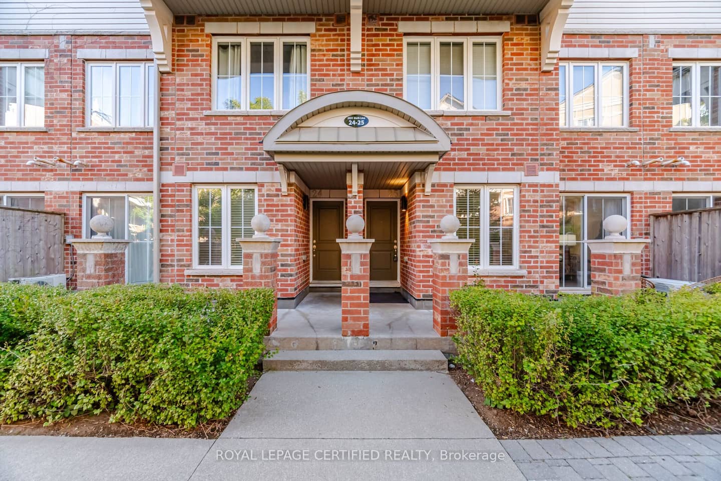 2551 Sixth Line 25, Oakville, ON L6H 0H7