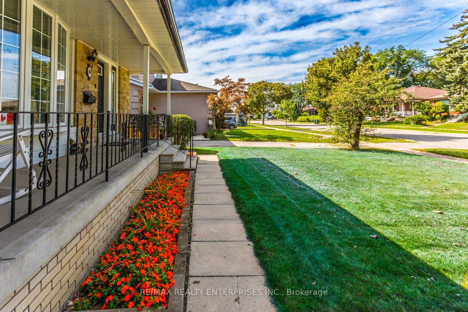 83 Carsbrooke Road, Toronto, ON M9C 3C7