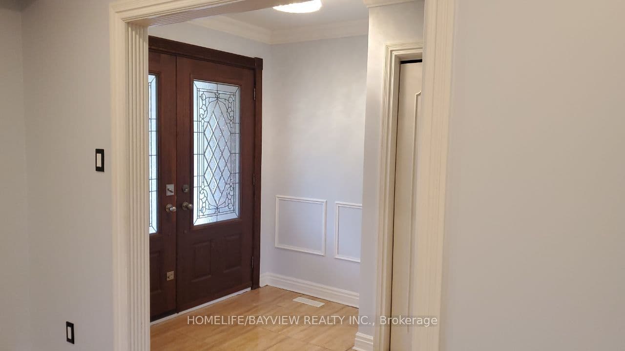 52 Wild Cherry Lane, Markham, ON L3T 3T4