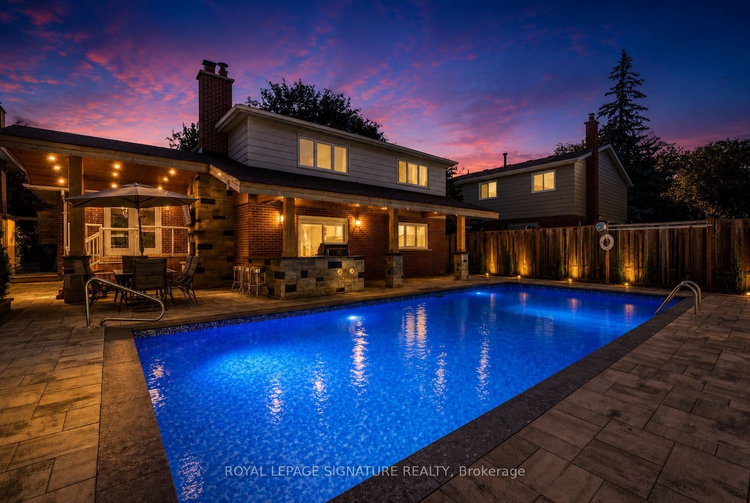 1843 Stonepath Crescent, Mississauga, ON L4X 1Y1