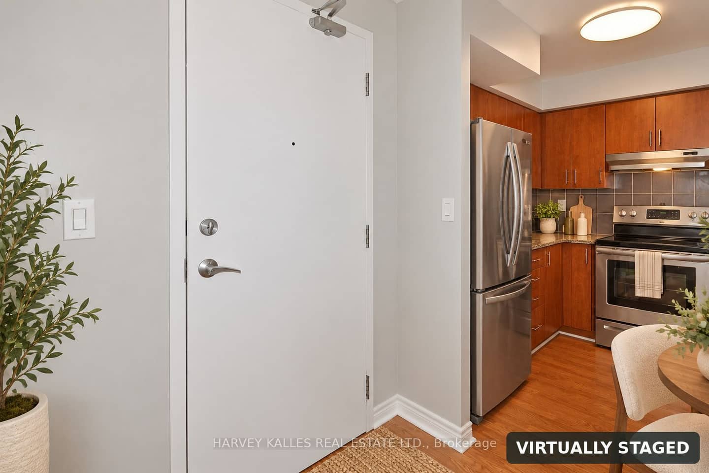 225 Wellesley Street E 313, Toronto, ON M4X 1G1
