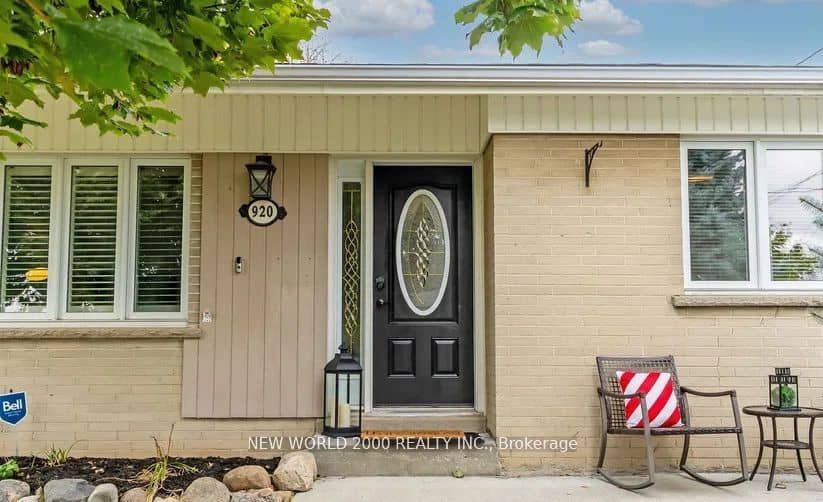 920 Greenwood Crescent, Whitby, ON L1N 1C8