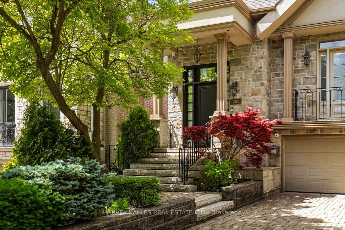 562 Bedford Park Avenue, Toronto, ON M5M 1K3