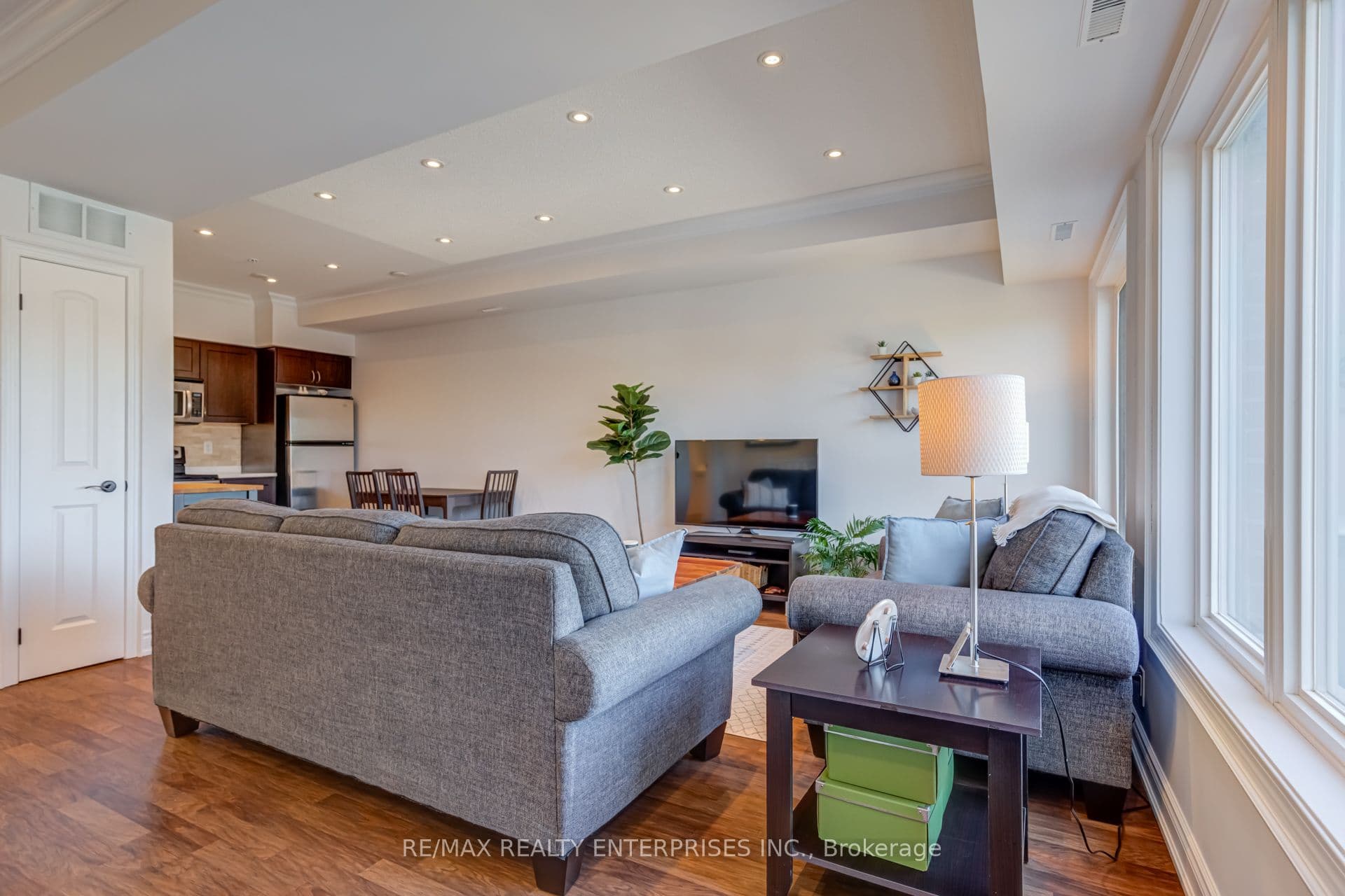 25 Richgrove Drive 209, Toronto, ON M9R 0A3