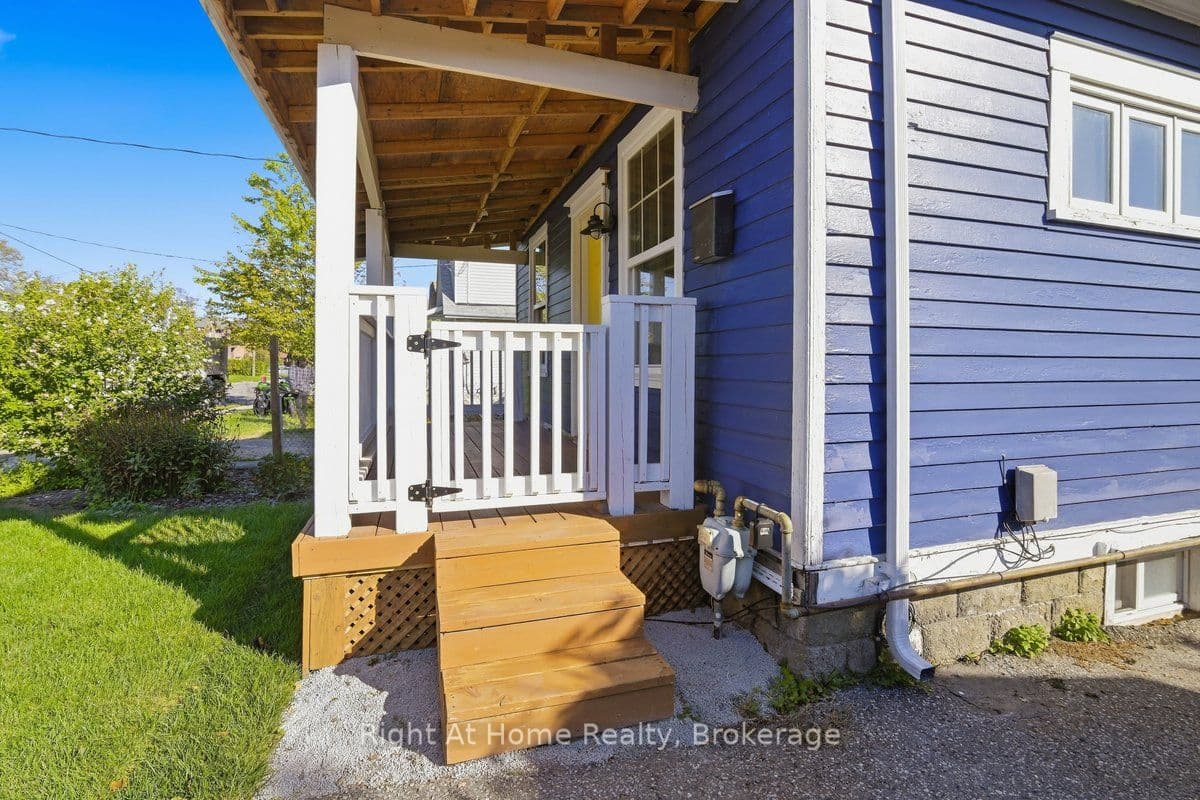 349 Kingsdale Avenue, Oshawa, ON L1G 5H4