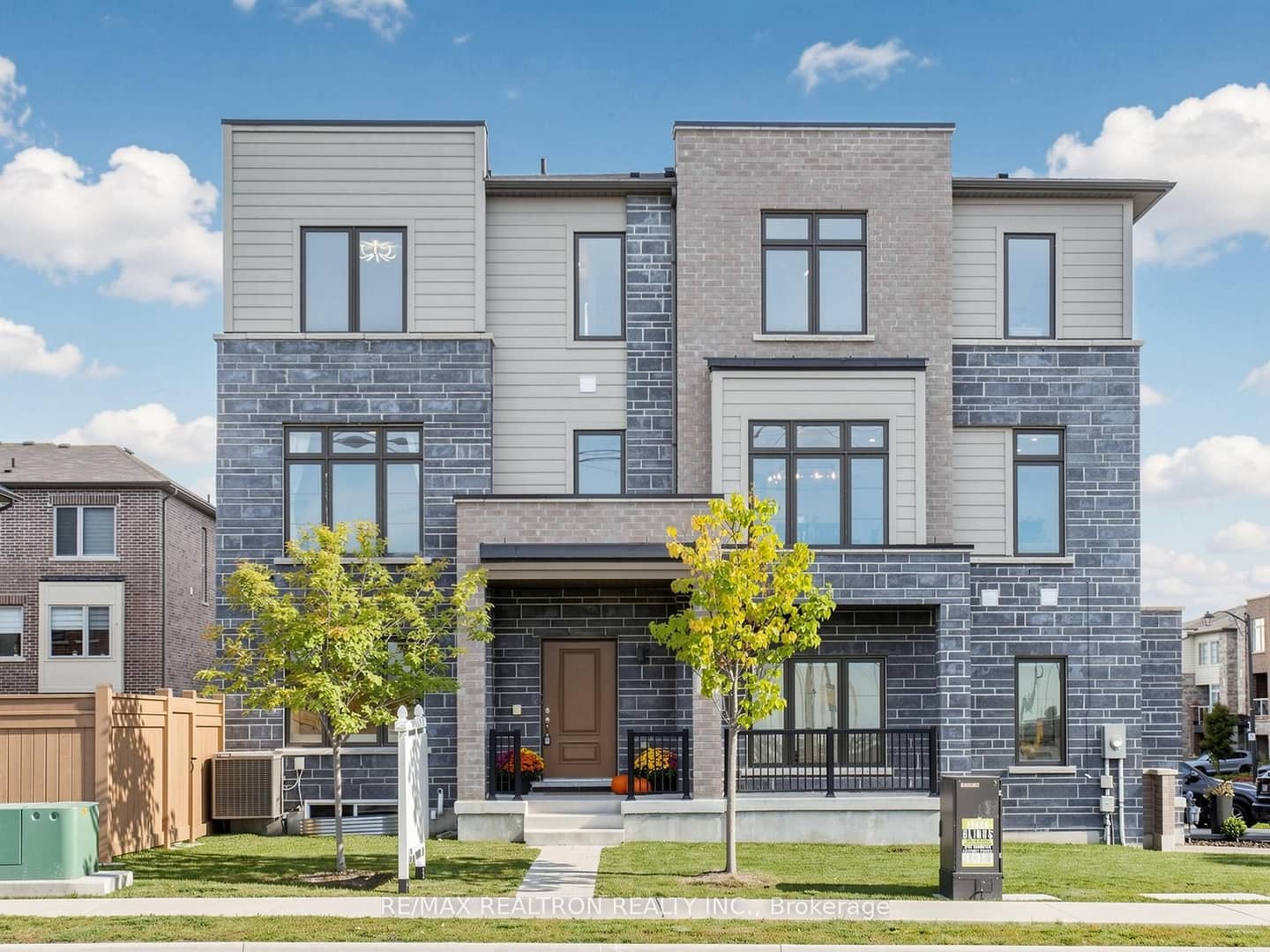 175 William Booth Avenue, Newmarket, ON L3X 0L4