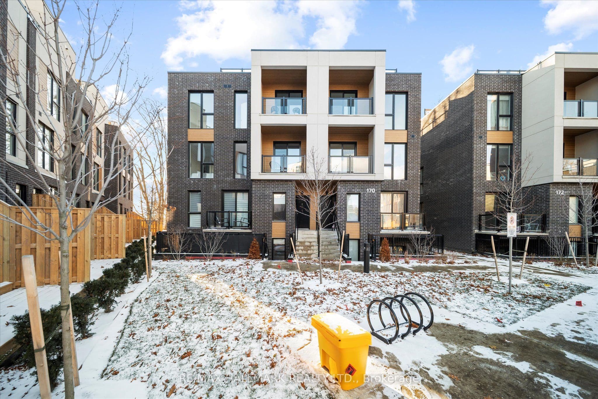 170 Clonmore Avenue 3, Toronto, ON M1N 0B9