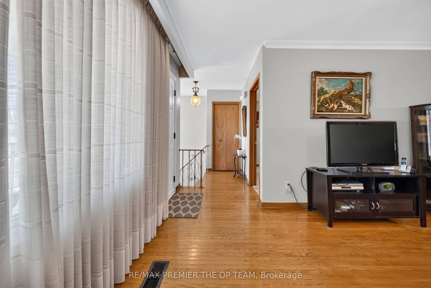 97 Firgrove Crescent, Toronto, ON M3N 1K5
